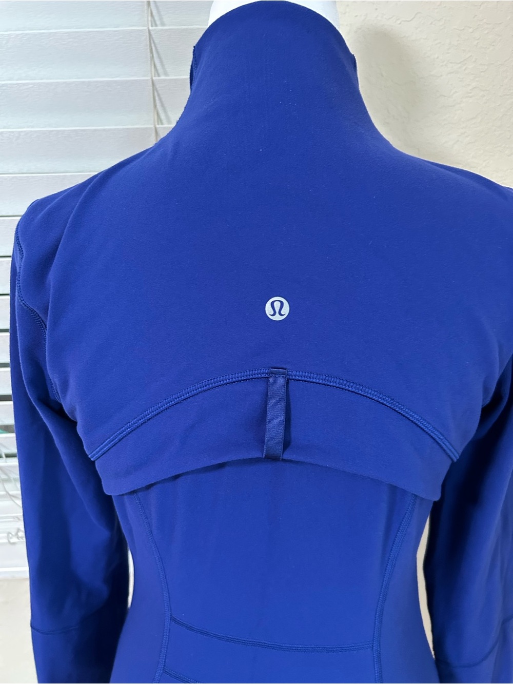 lululemon athletica 🍋 Deep Blue Define jacket - Picture 5 of 6